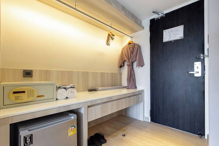 Room 67 of 120
