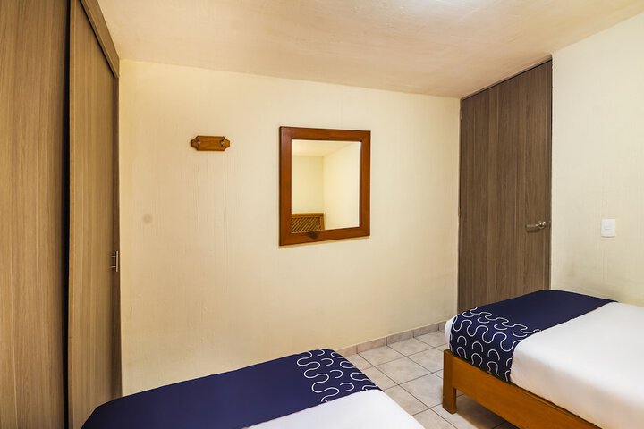 Room 5 of 43