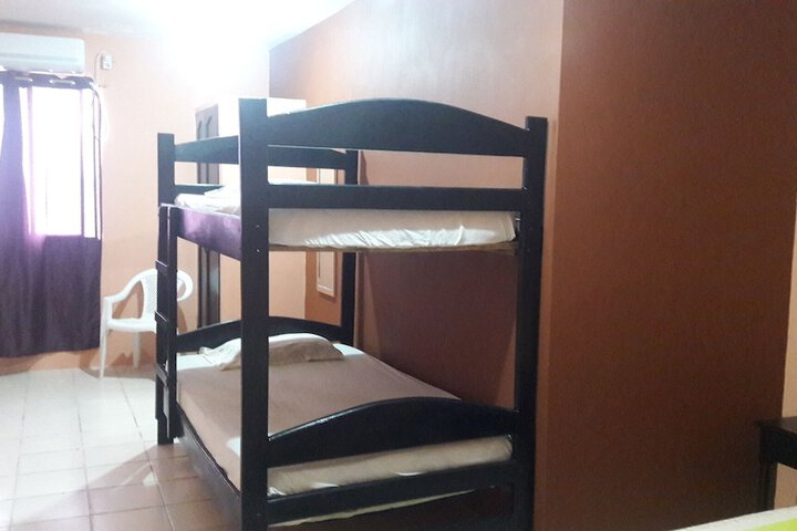Room 7 of 27