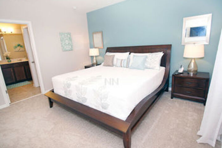 Room 176 of 687