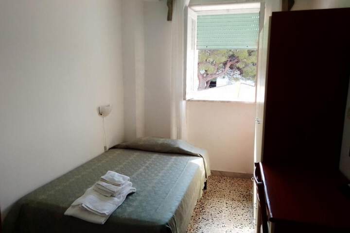 Room 11 of 67