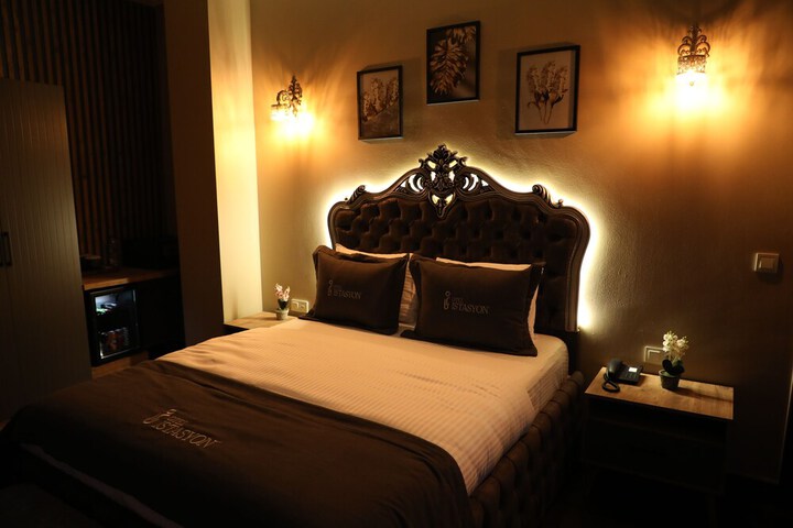 Room 30 of 118