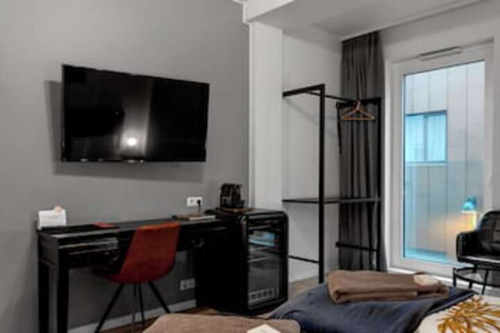Room 136 of 219