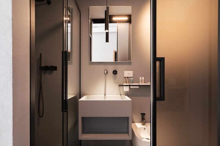 Room 43 of 55