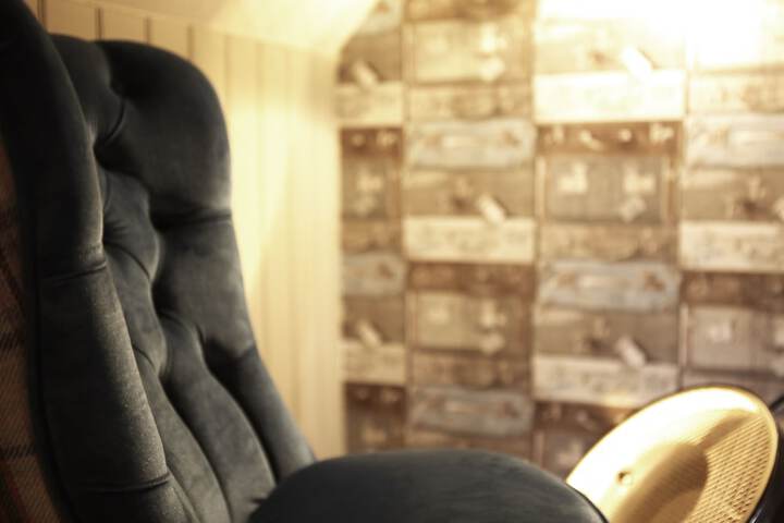 Room 25 of 89