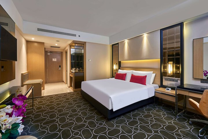 Room 27 of 52