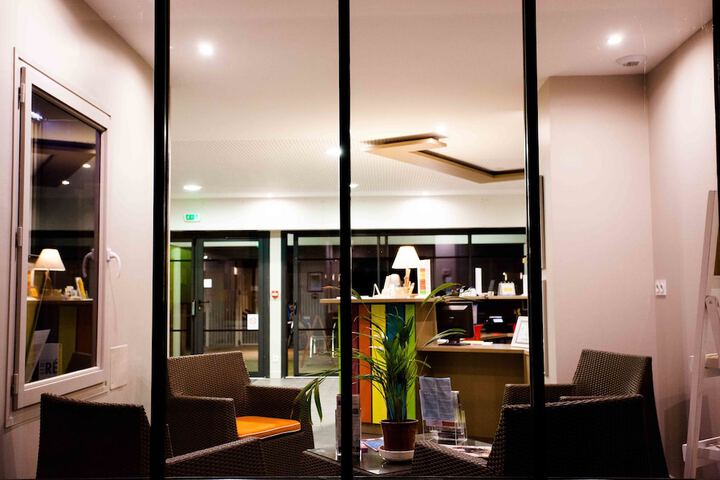 Hotel 2 of 43