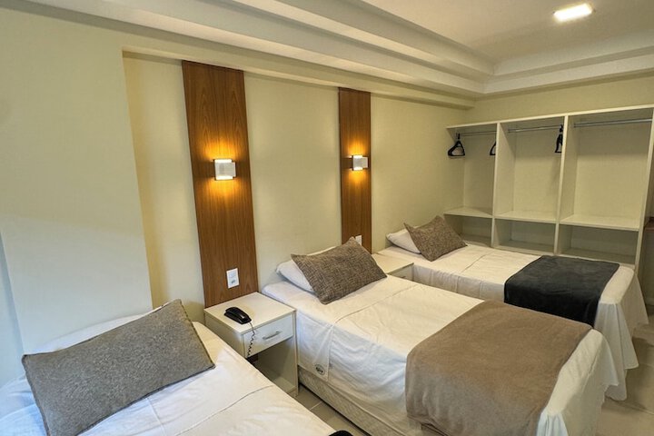 Room 10 of 60