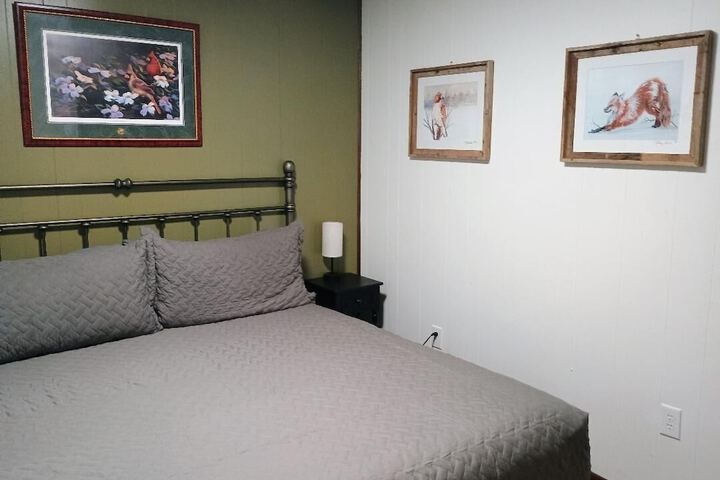 Room 6 of 61