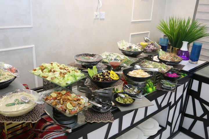 Dining 38 of 56
