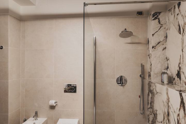 Room 147 of 181