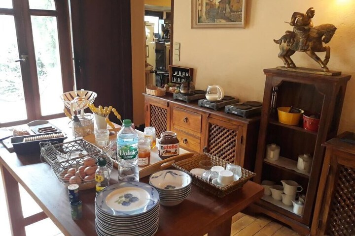 Breakfast/Coffee Service 9 of 18