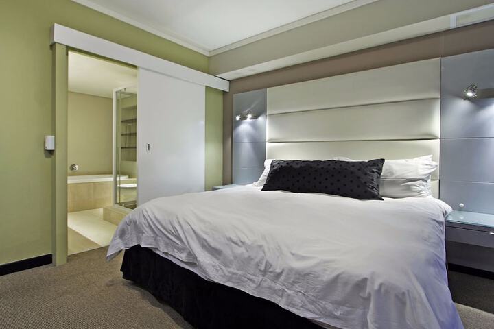 Room 7 of 60