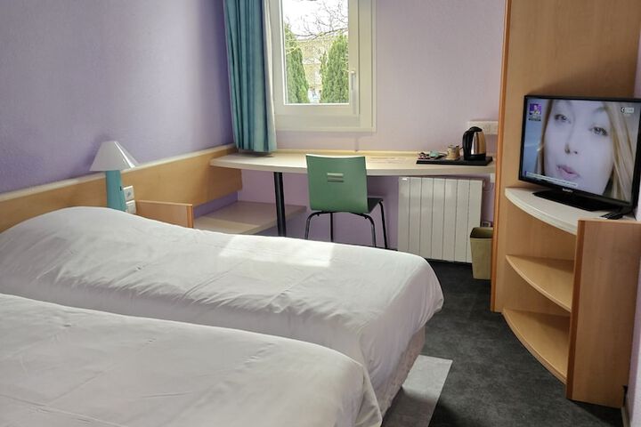 Room 18 of 63