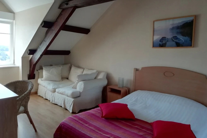 Room 2 of 29