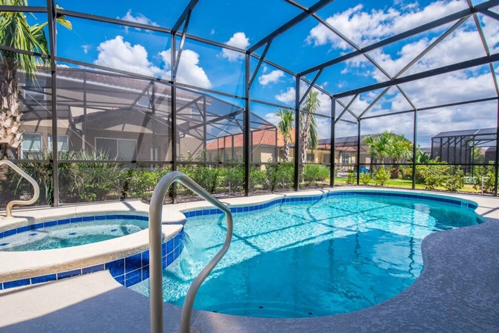 Pool 12 of 17