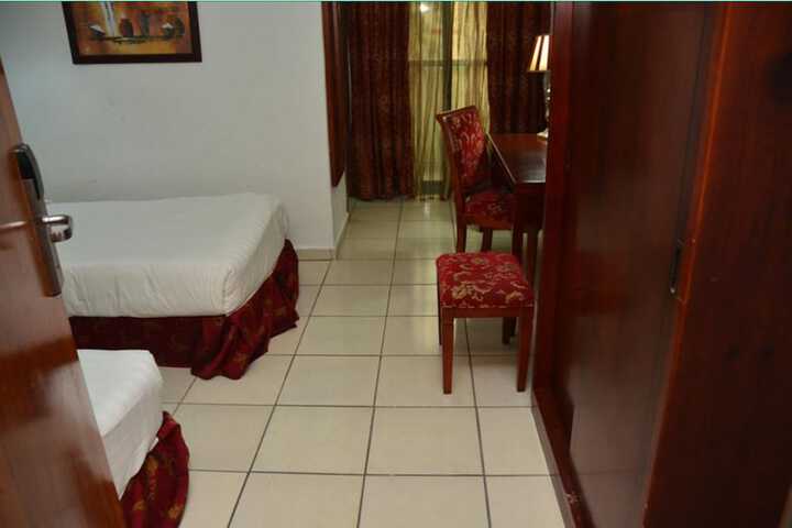 Room 6 of 36