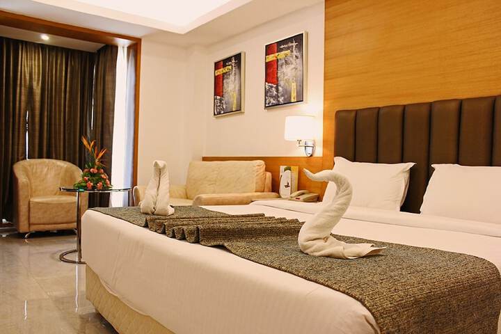 Room 27 of 71