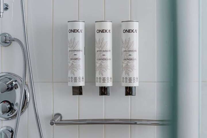 Bathroom amenities