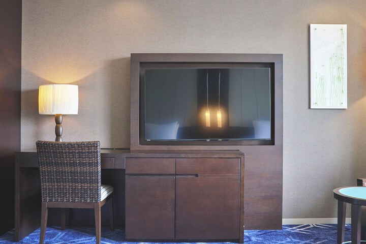 Room 27 of 130