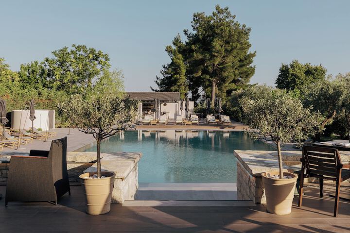 Hotel Pool