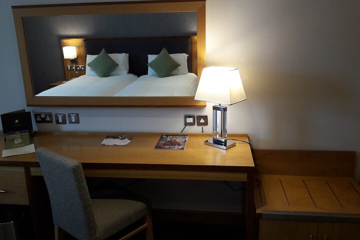 Room 10 of 65