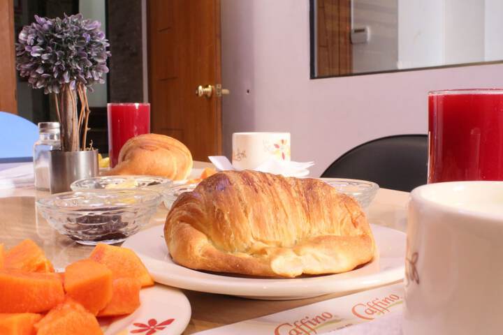 Breakfast/Coffee Service 87 of 101