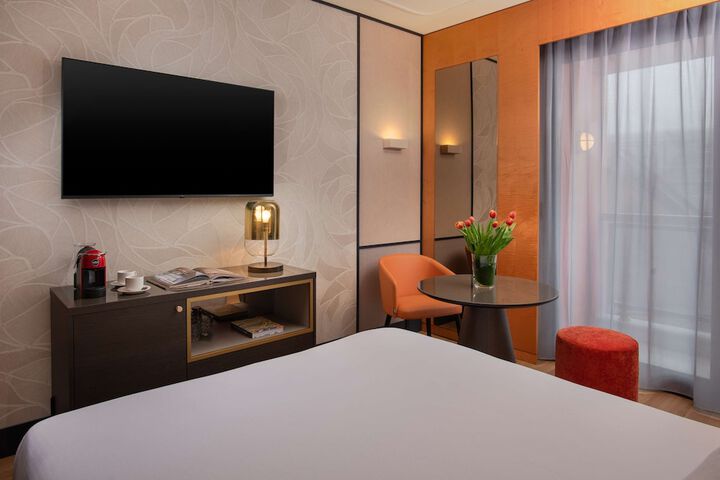Room 16 of 58
