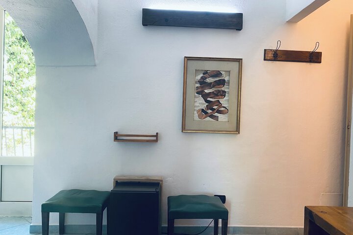 Room 34 of 104