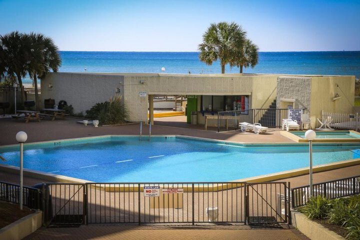Pool 38 of 59