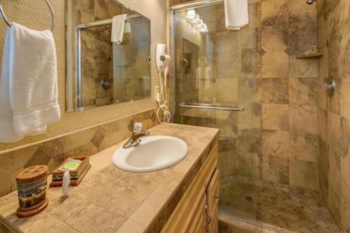 23 Quelah in Sunriver, OR