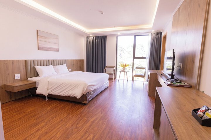 Room 14 of 69