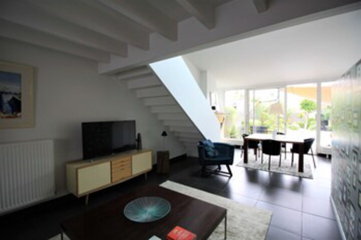 Room 8 of 24