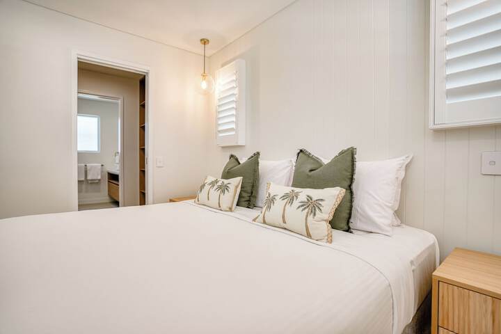 Room 55 of 193