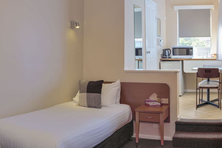Room 4 of 57