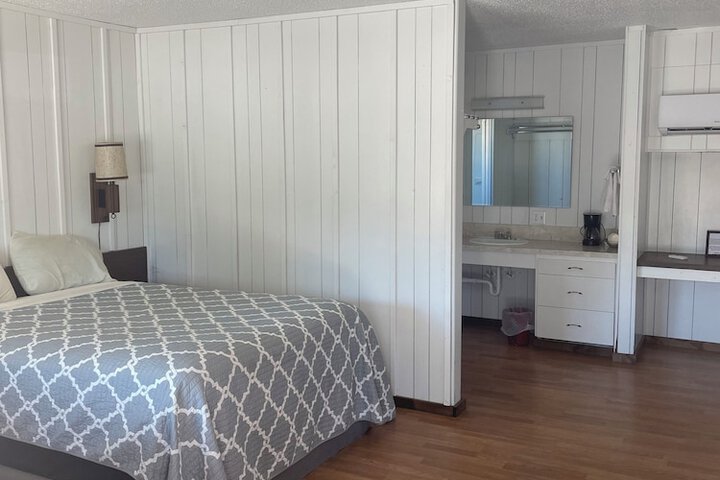Room 9 of 44