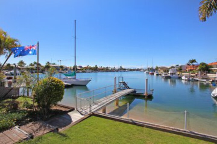 Property Grounds 14 of 19