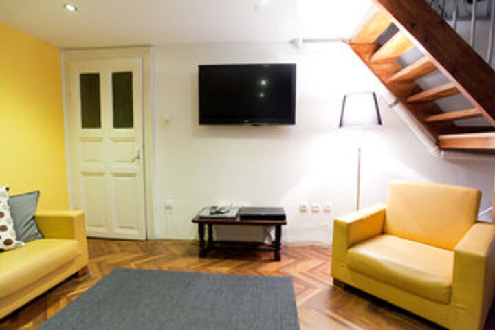 Room 18 of 25