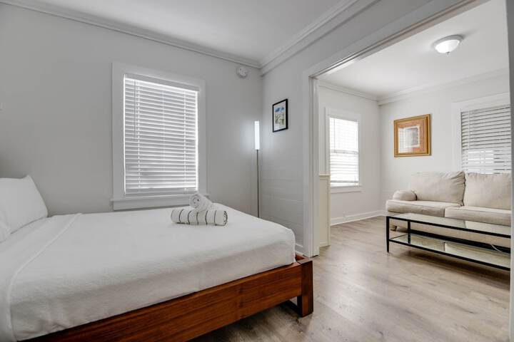 Room 3 of 30