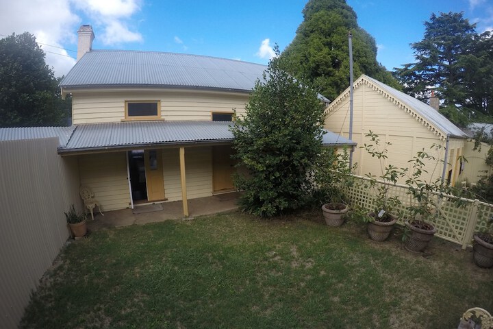 Room 8 of 28