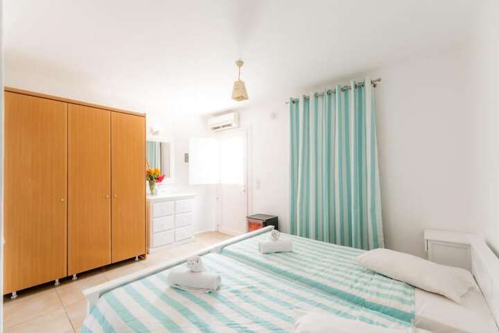 Room 43 of 92