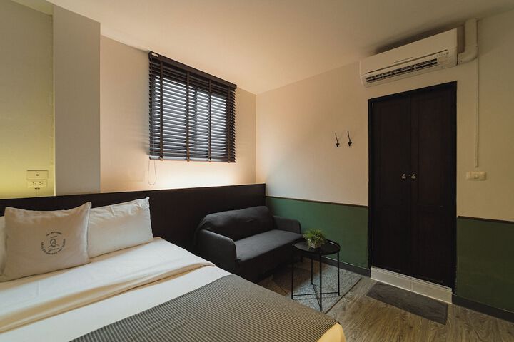 Room 61 of 142