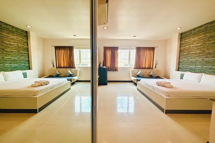 Room 30 of 68