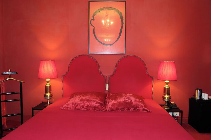 Room 10 of 81