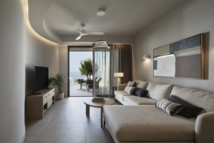 Room 25 of 90