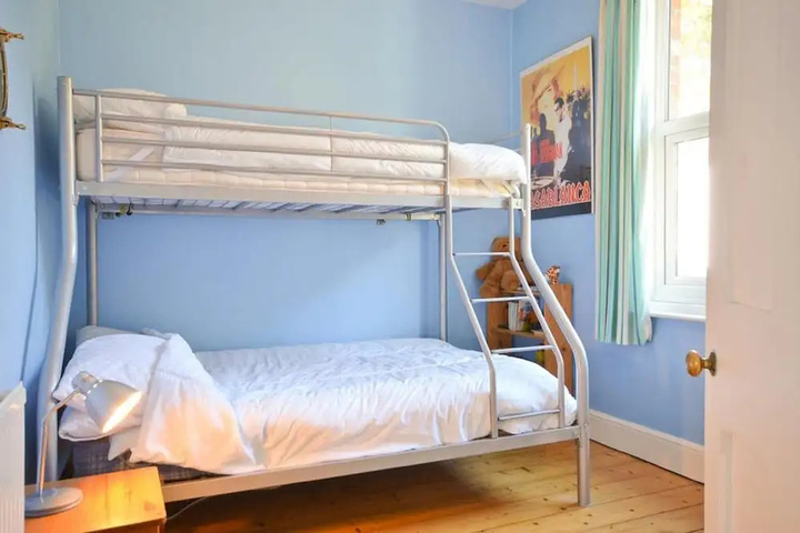 Room 2 of 13