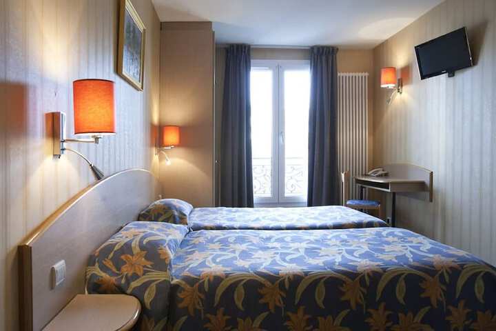 Room 16 of 53