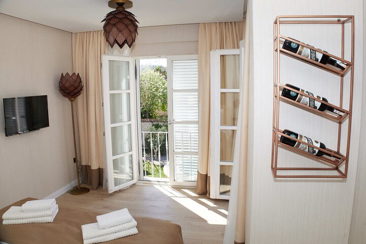 Room 5 of 39