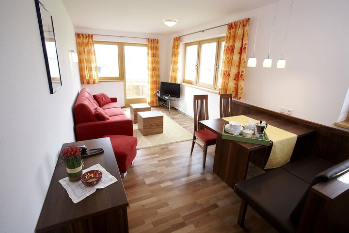 Room 11 of 26