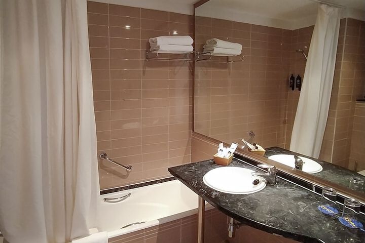Clean Restrooms